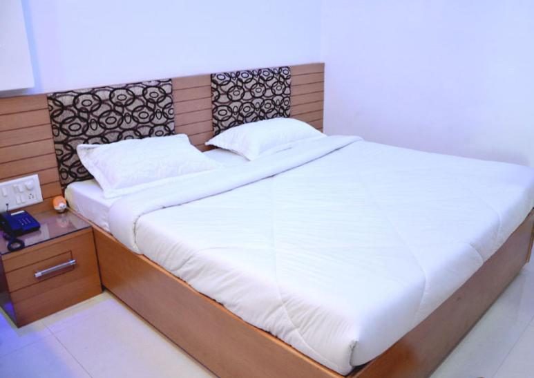 Hotel Taj Prince Агра Стая снимка